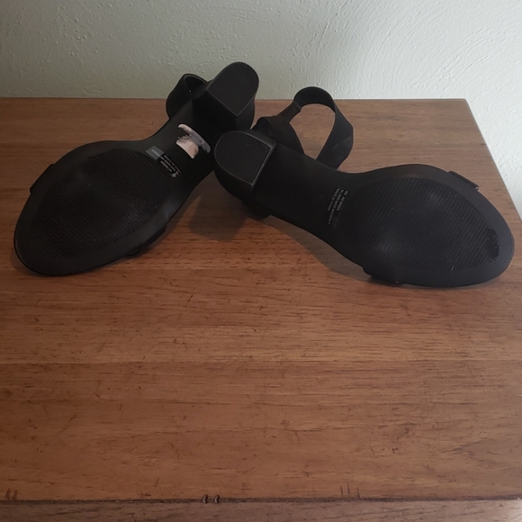 New never worn, ankle strap chunk heel. - Picture 4 of 4